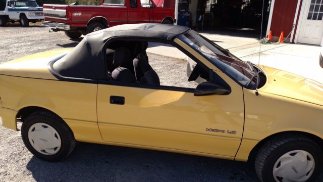 1992 Geo Metro convertable - photo 3