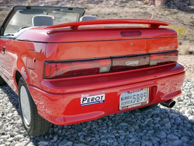 1992 Geo Metro LSi  Convertible - photo 3