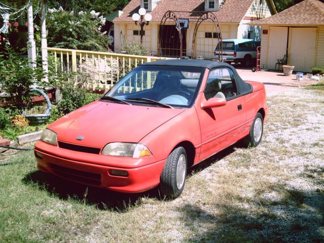 1992 Geo Metro LSI Convertible Red with black top, automatic with air, 50K miles 1992 Geo Metro