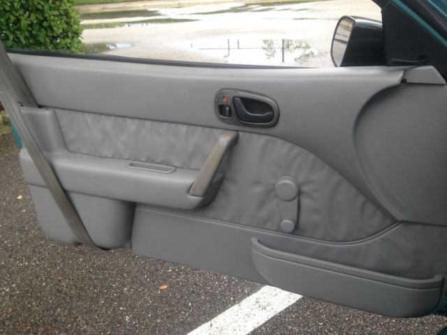 1992 Geo Metro XFi - photo 7