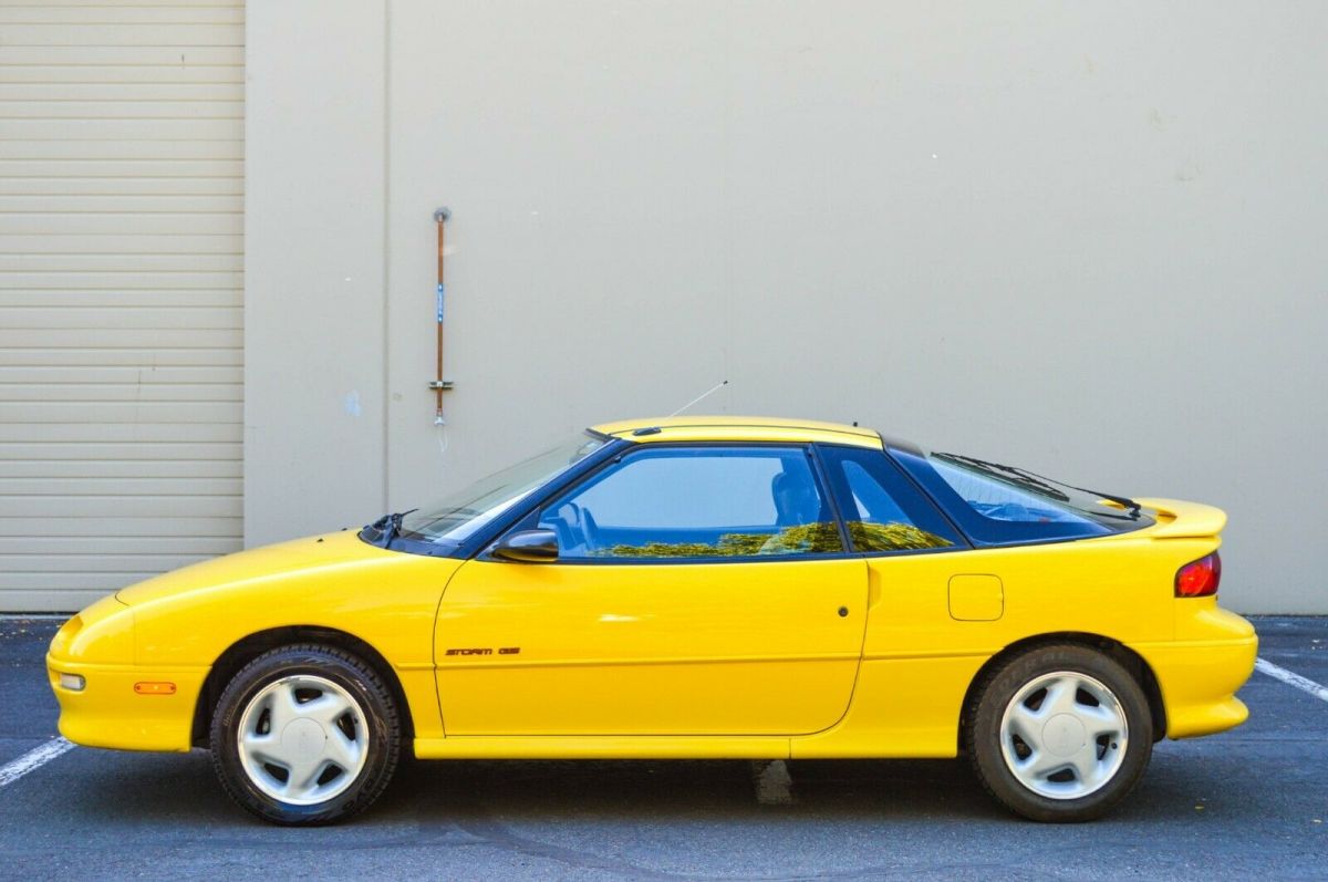 1992 Geo Storm ~ GSI~ 38K