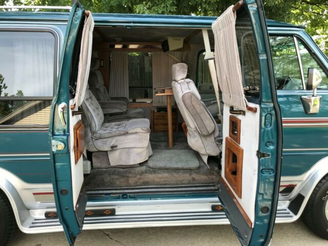 1992 GMC Vandura - photo 12