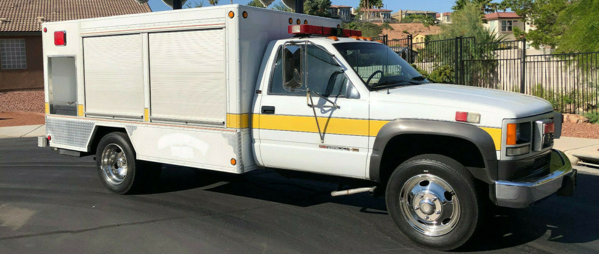 1992 Chevrolet C/K Pickup 3500 - photo 2