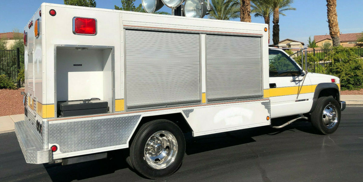 1992 Chevrolet C/K Pickup 3500 - photo 3