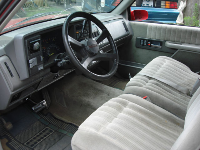 1993 Chevrolet C/K Pickup 1500 - photo 9