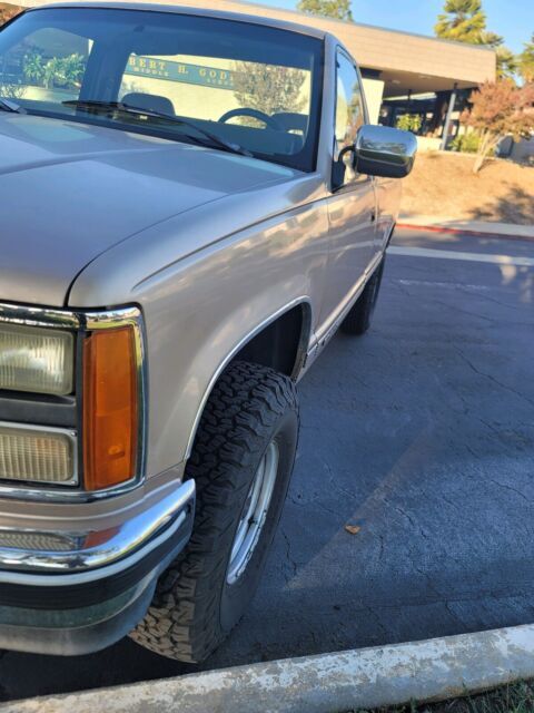 1992 GMC Sierra C1500 - photo 5