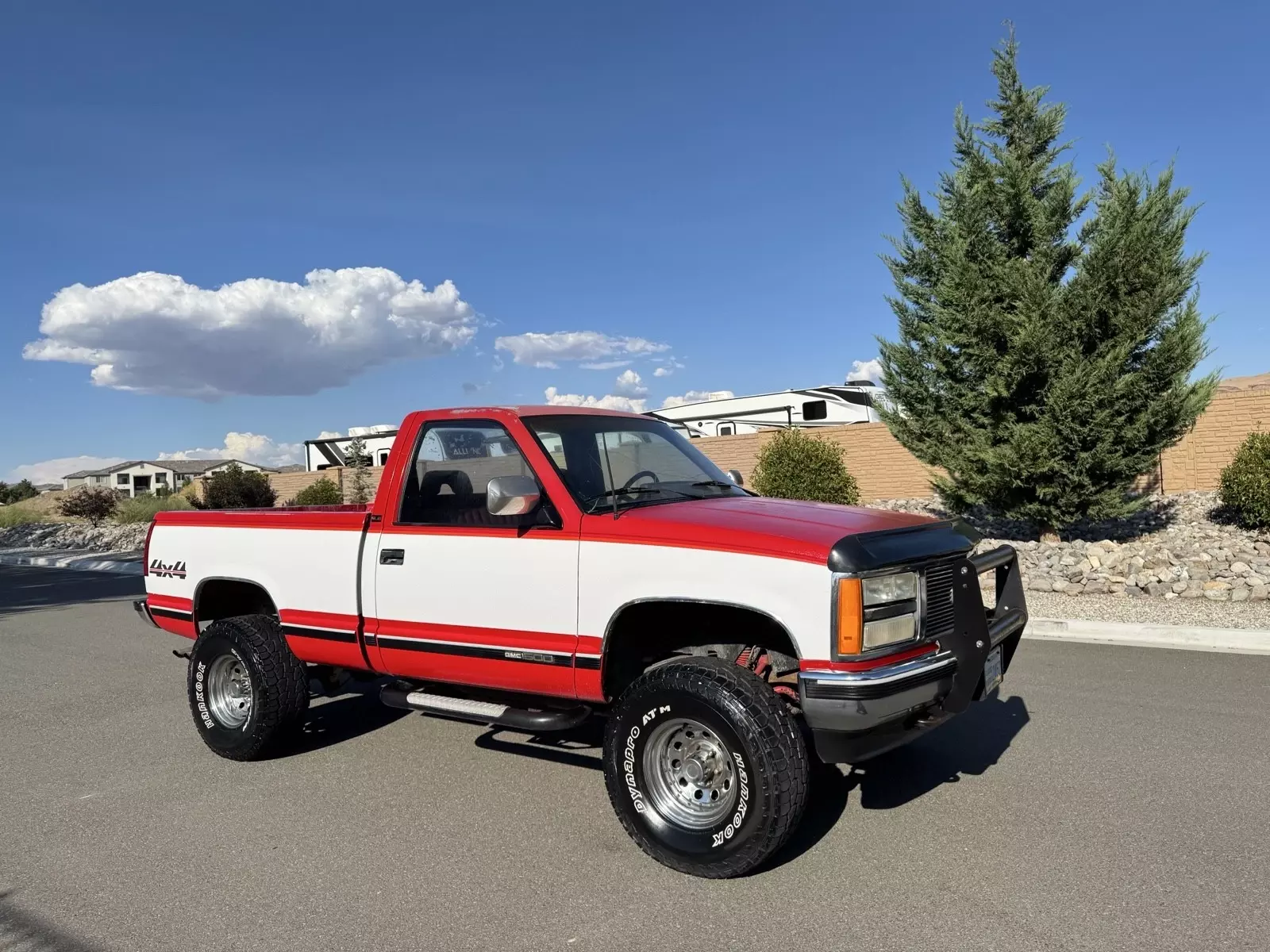 1992 GMC Sierra Pickup Red K1500 1992 GMC Sierra K1500