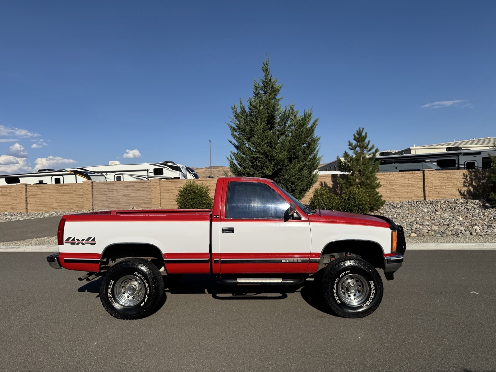 1992 GMC Sierra K1500 - photo 2