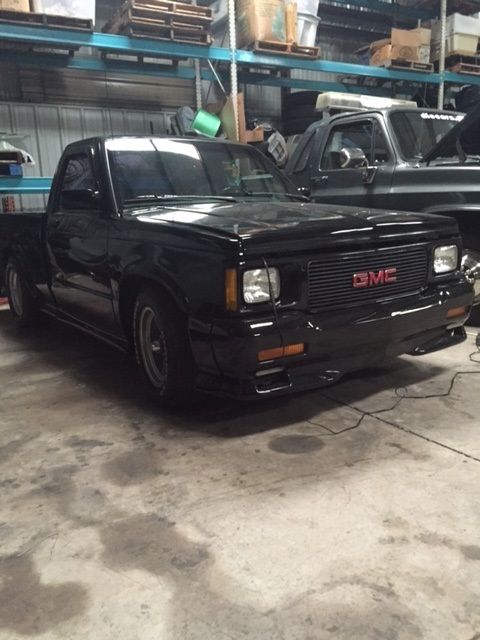 1992 GMC Sonoma GT Standard Cab Pickup 2-Door - photo 3