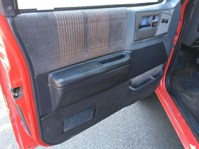 1992 GMC Sonoma SLE 4X4 Auto - Rare! - photo 9