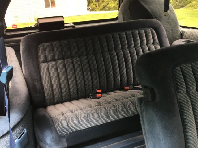 1992 GMC Suburban SLE - photo 10