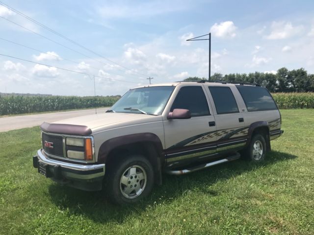 1992 GMC Suburban k1500 - photo 3