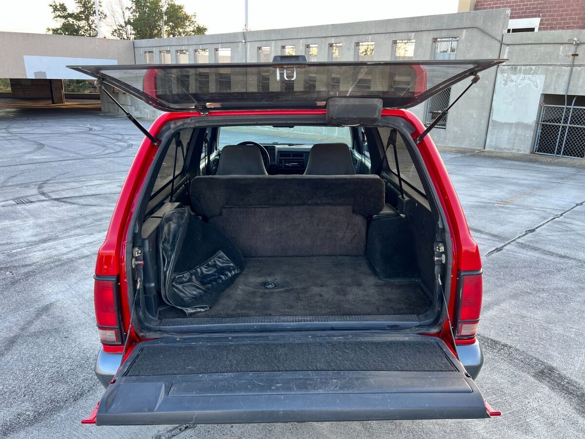 1992 GMC Typhoon #0433 Apple Red - photo 11