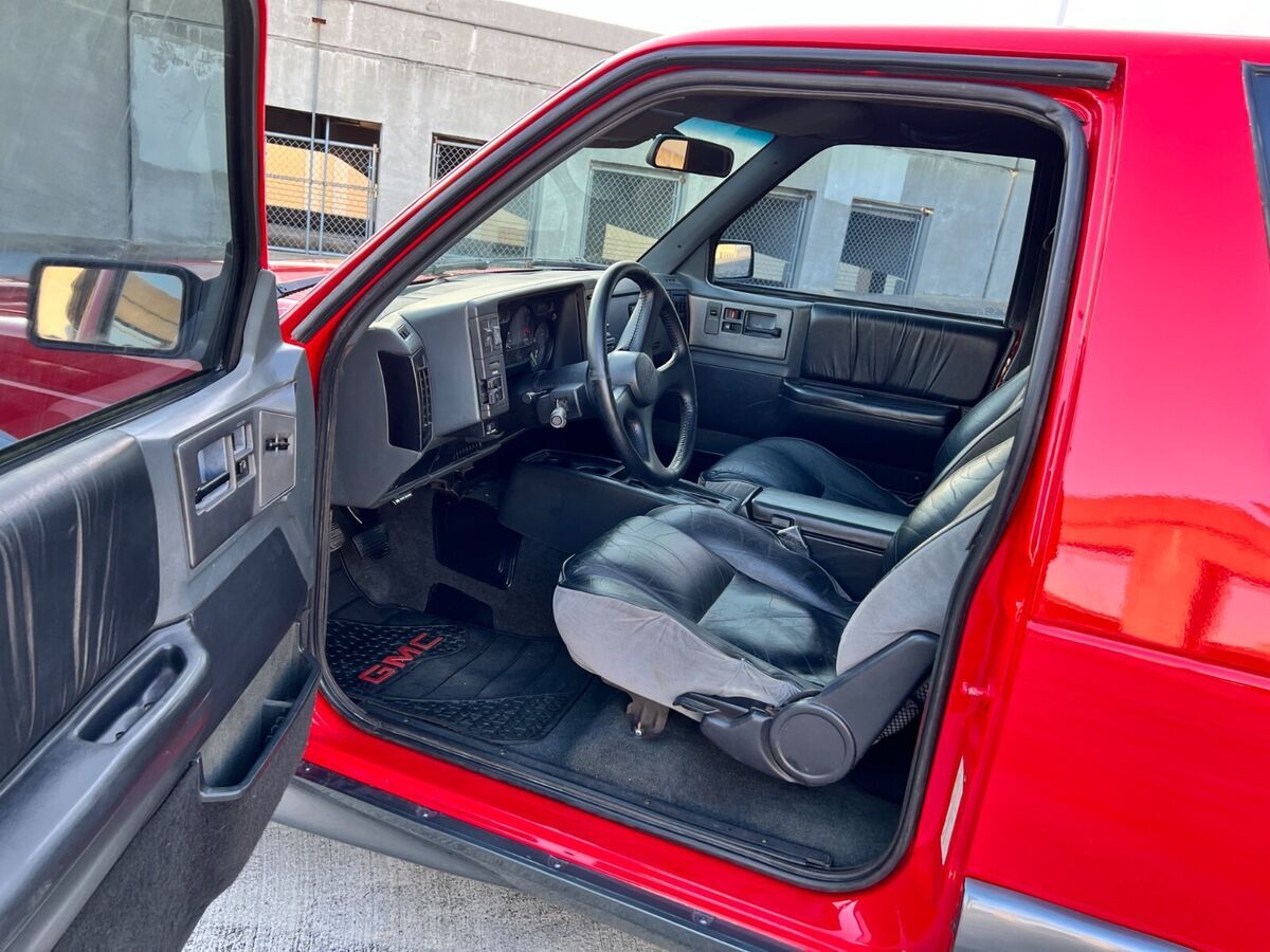 1992 GMC Typhoon #0433 Apple Red - photo 13
