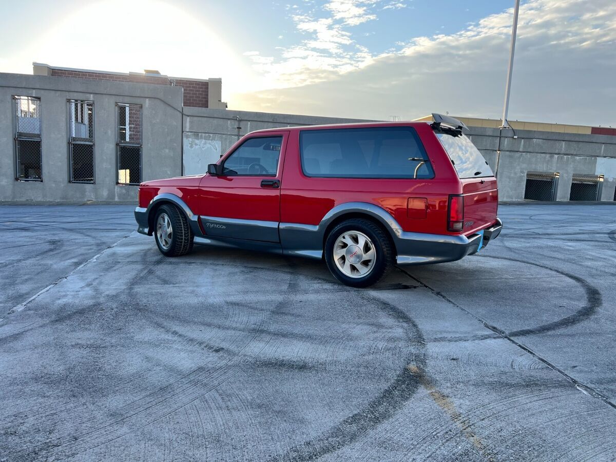 1992 GMC Typhoon #0433 Apple Red - photo 3