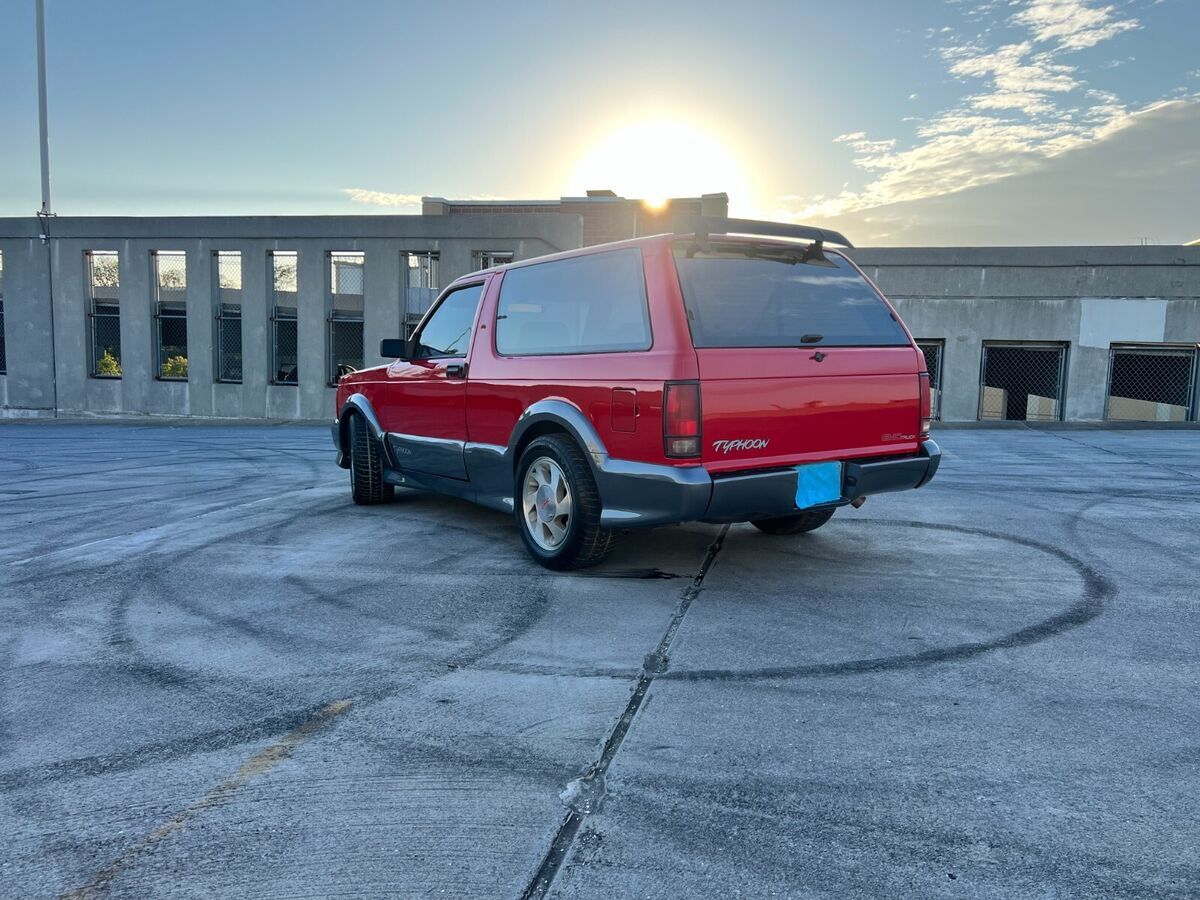 1992 GMC Typhoon #0433 Apple Red - photo 4