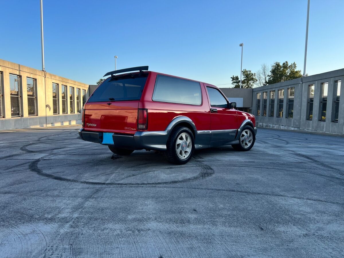 1992 GMC Typhoon #0433 Apple Red - photo 6