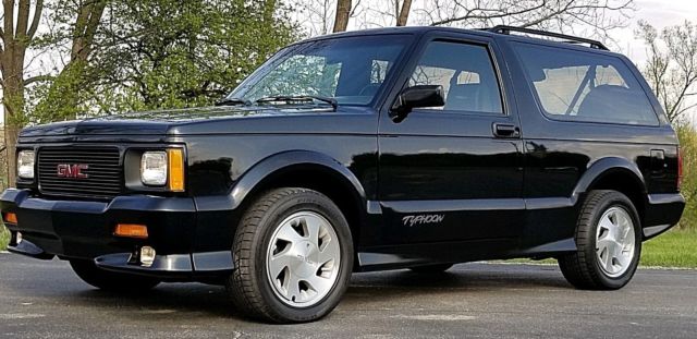 1992 GMC Typhoon 1 of 1262 black/black built 1992 GMC Typhoon