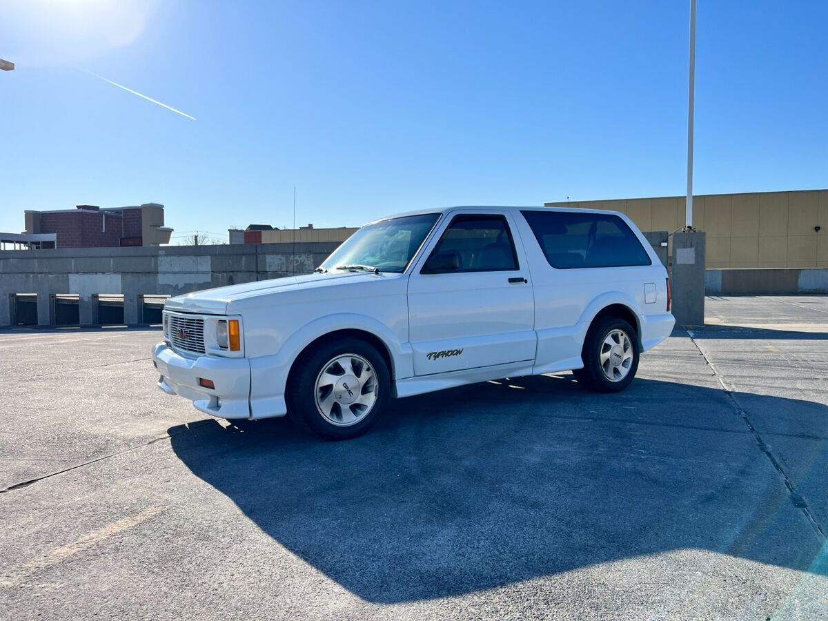 1993 GMC Typhoon - photo 11
