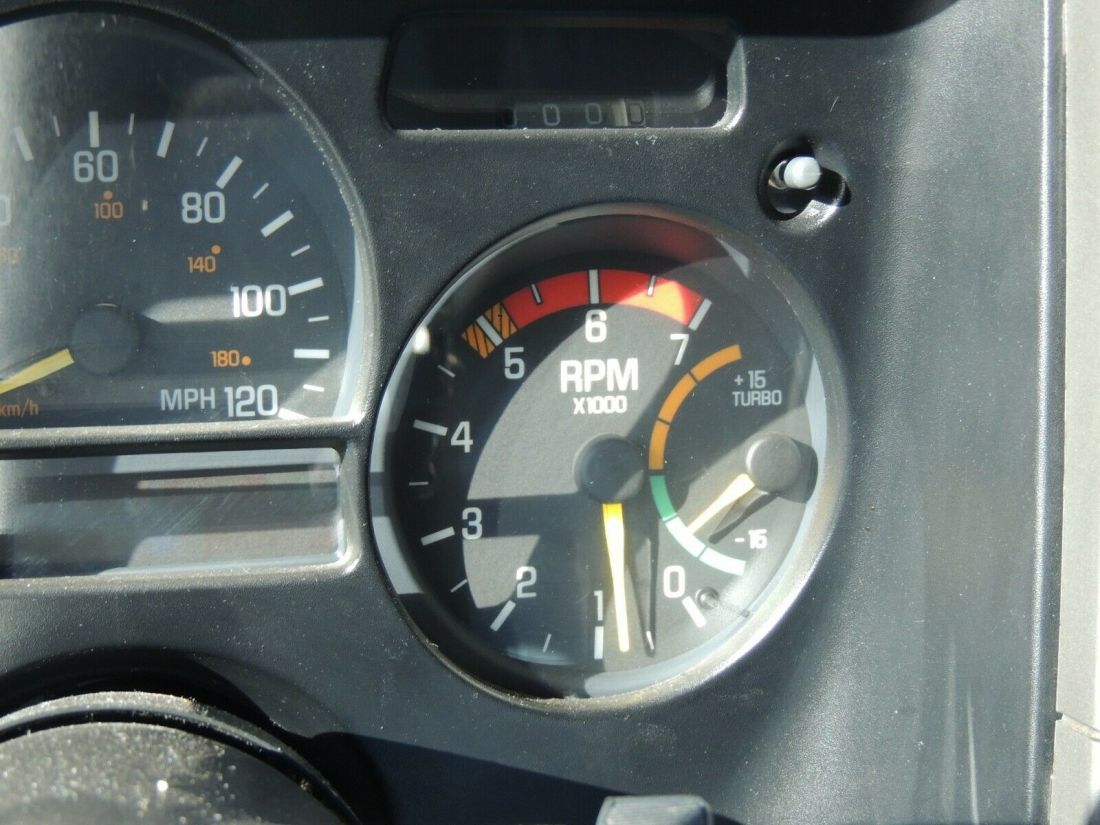 1992 GMC Typhoon - photo 12