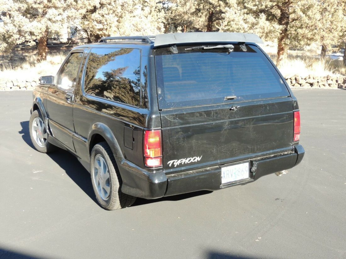 1992 GMC Typhoon - photo 4
