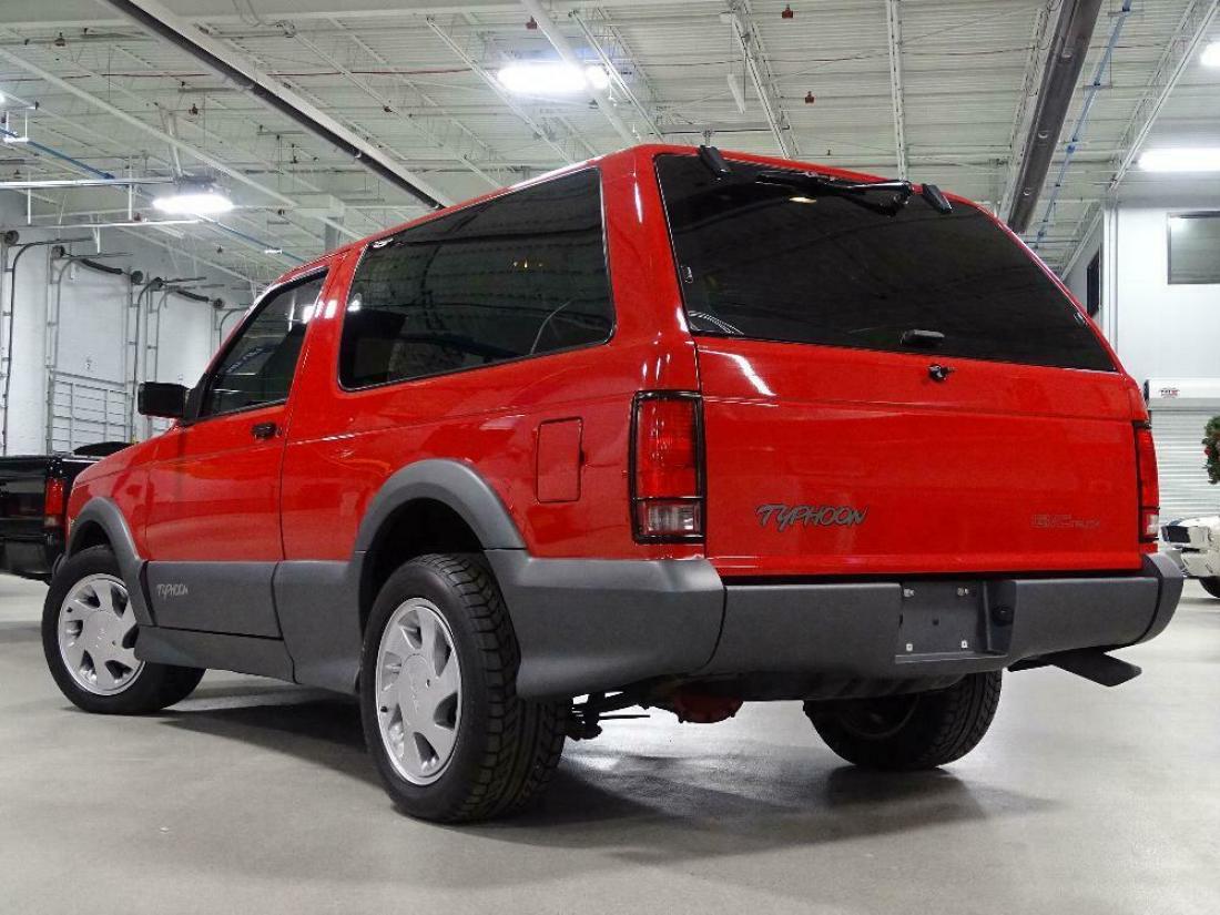 1992 GMC Typhoon - photo 12