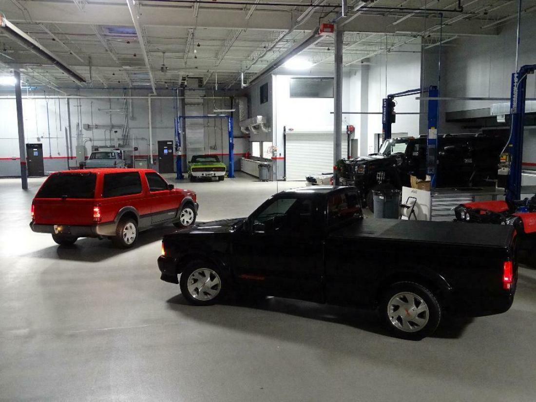 1992 GMC Typhoon - photo 8