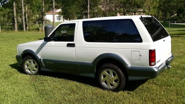 1992 GMC Typhoon - photo 4