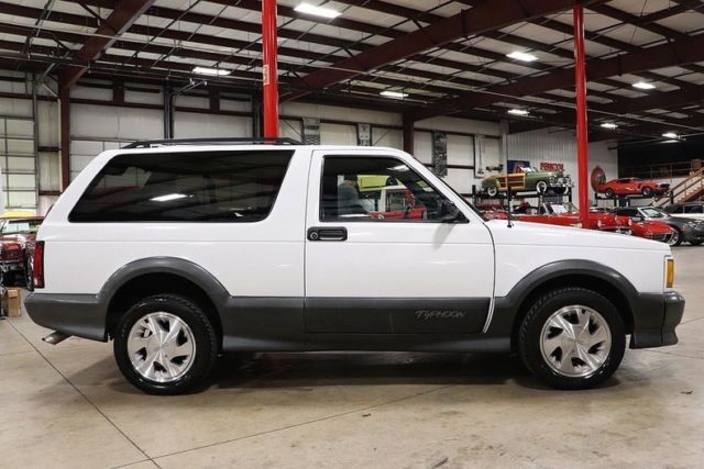 1992 GMC Typhoon -- - photo 6