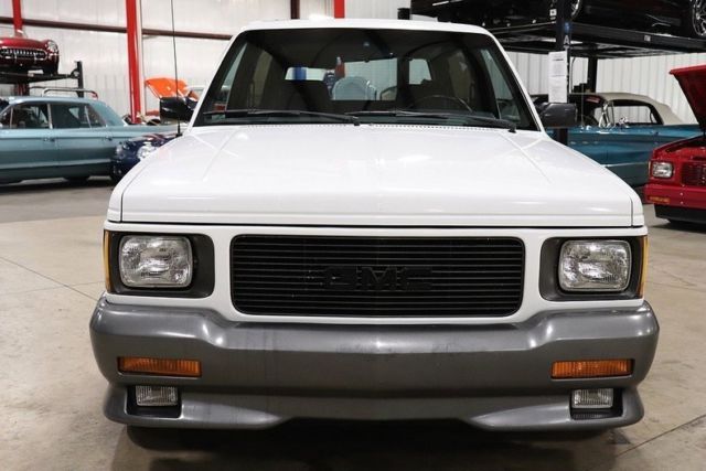 1992 GMC Typhoon -- - photo 8