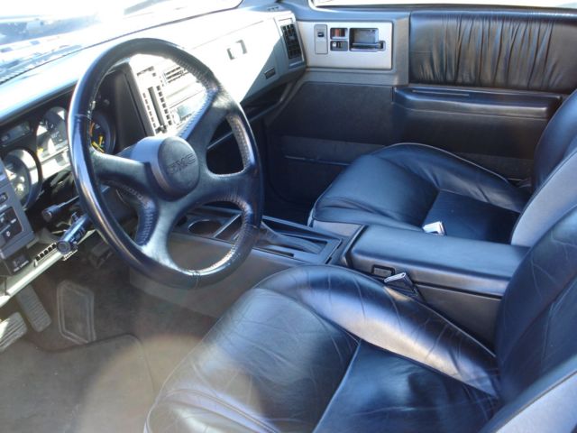 1992 GMC Typhoon - photo 12