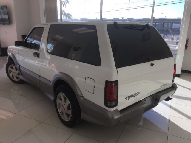 1992 GMC Typhoon - photo 5