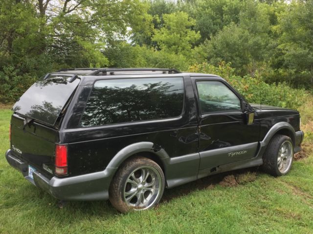 1992 GMC Typhoon - photo 3