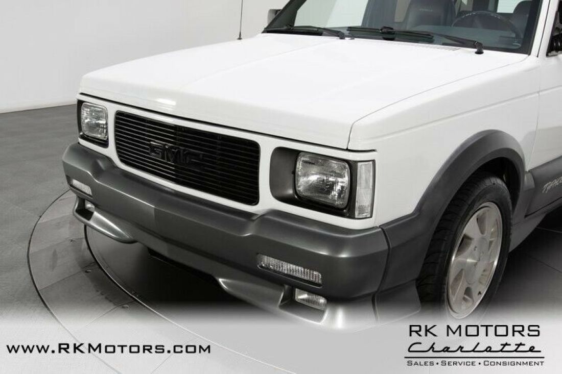 1992 GMC Typhoon - photo 11