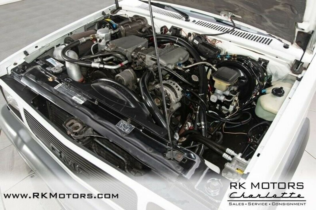 1992 GMC Typhoon - photo 3