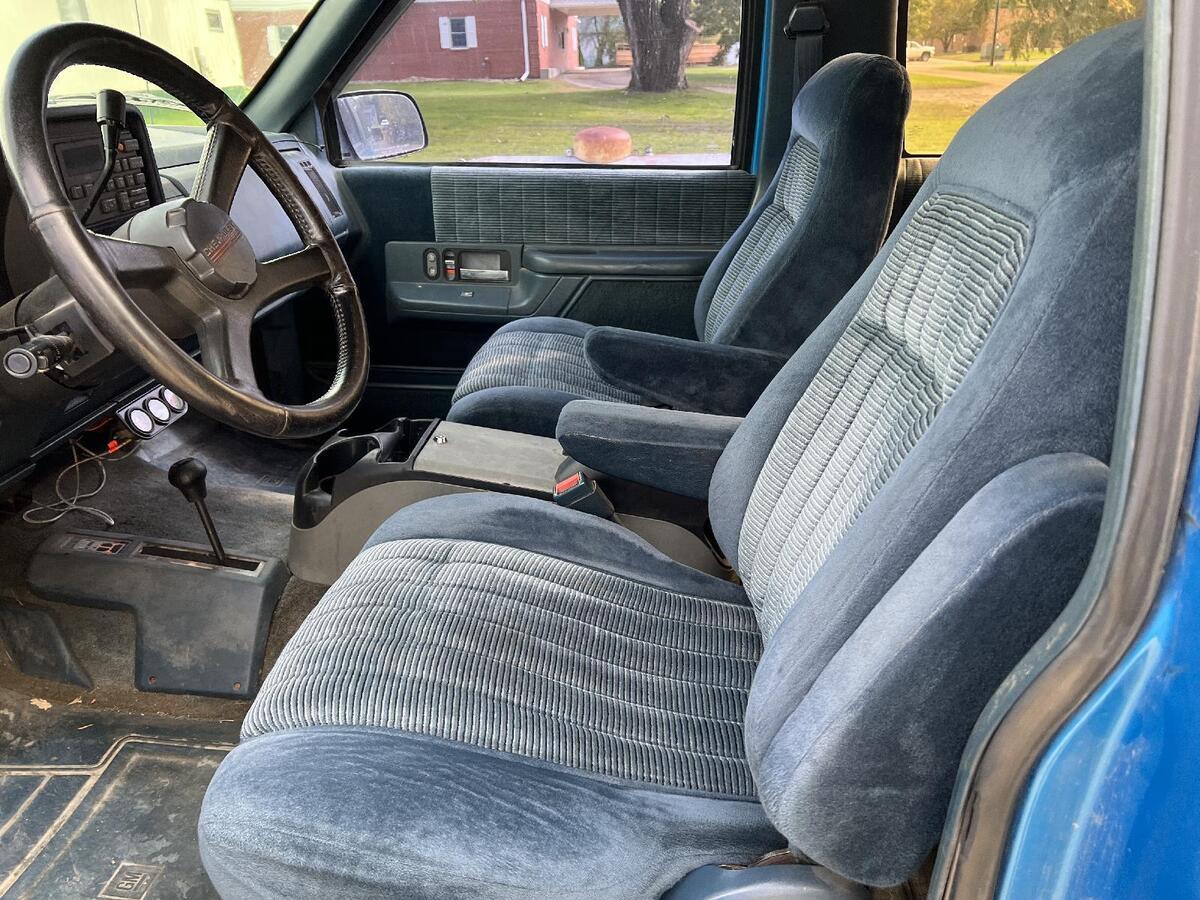 1992 GMC Yukon Base (STD is Estimated) - photo 12