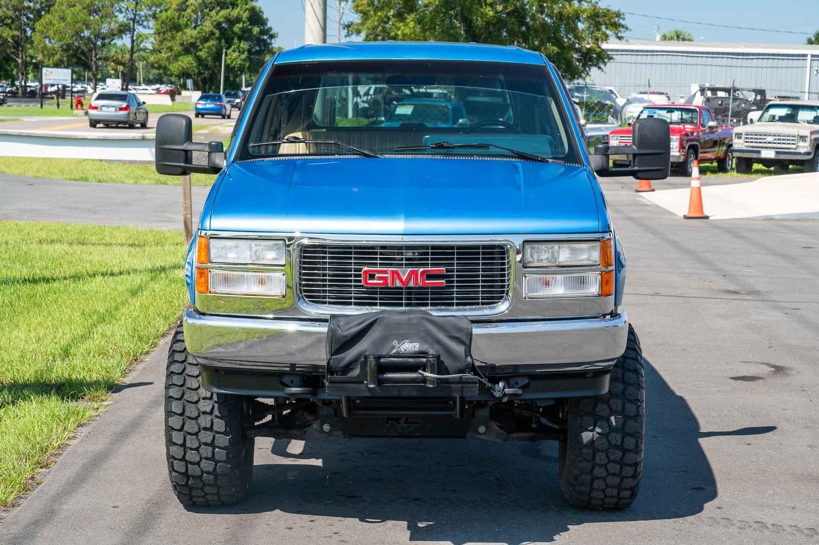 1992 GMC Yukon SL 2-Door 4x4, 5.7L V8 - photo 10