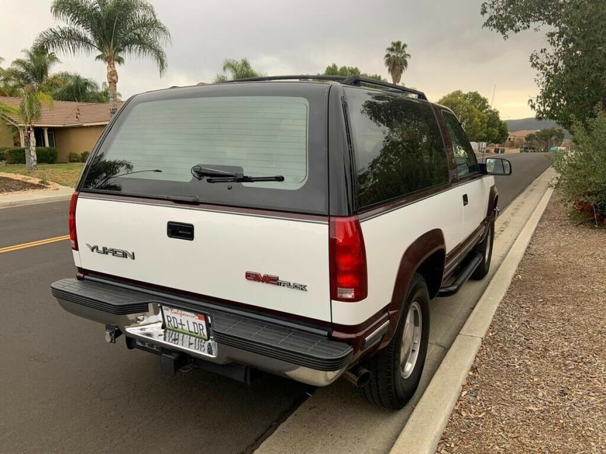 1992 GMC Yukon SLE 2 Door