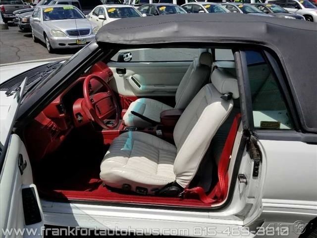 1992 Ford Mustang GT - photo 13
