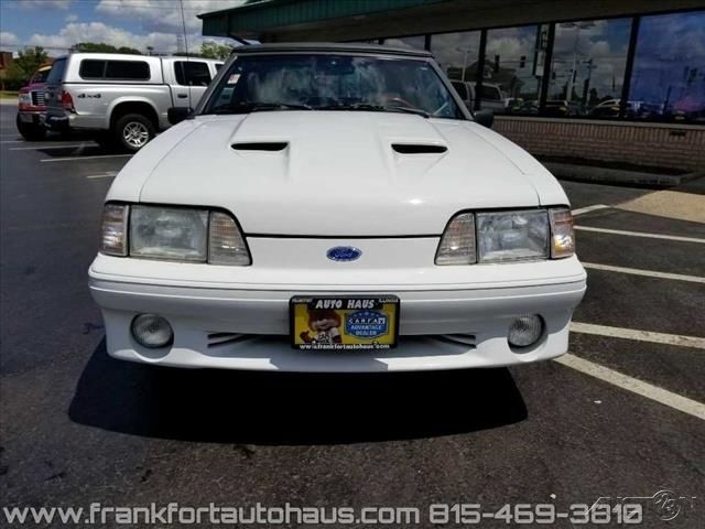 1992 Ford Mustang GT - photo 6