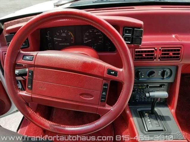 1992 Ford Mustang GT - photo 8