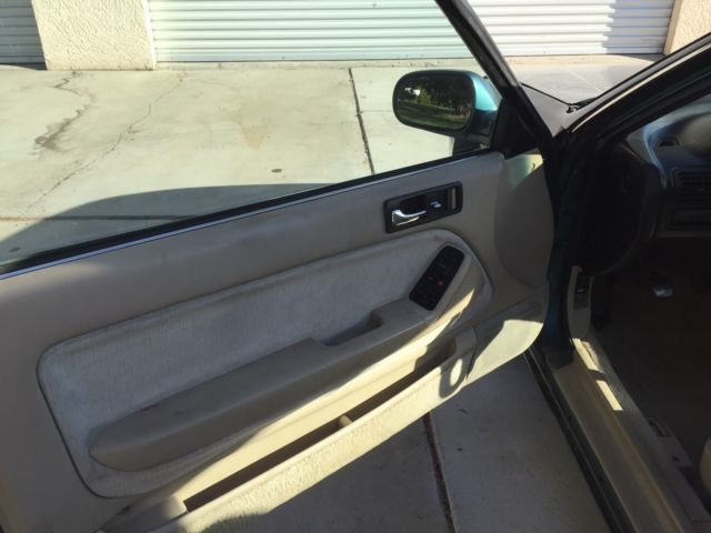 1992 Honda Accord LX Coupe 2-Door - photo 9