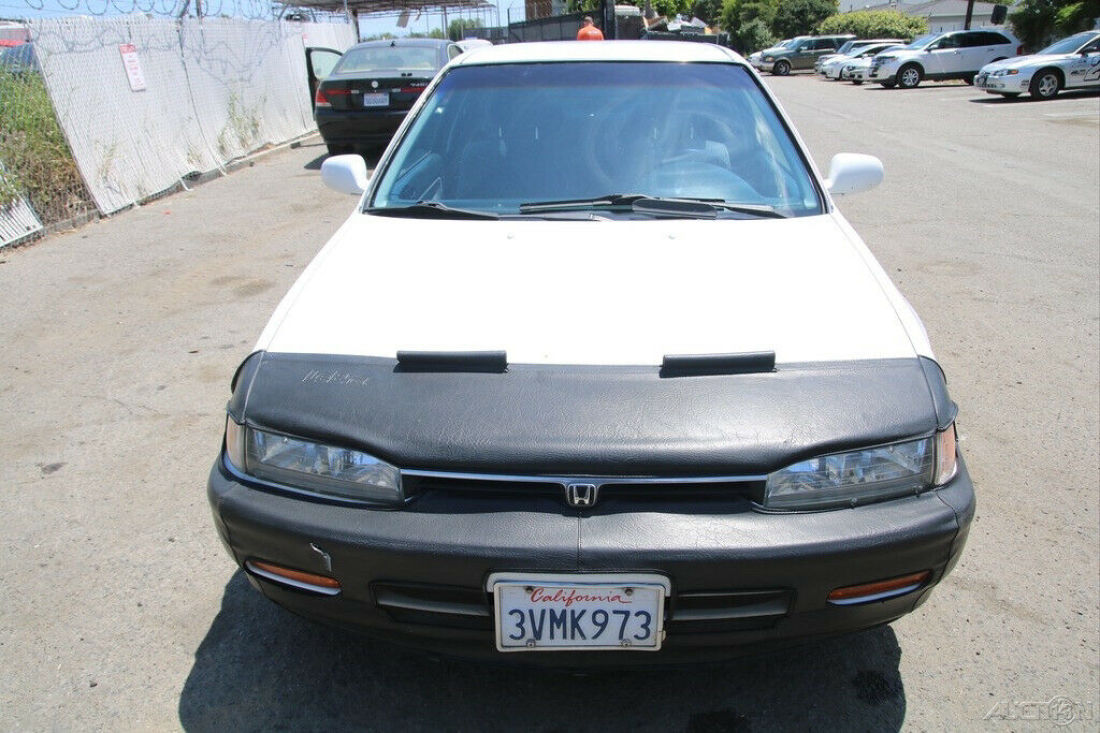 1992 Honda Accord LX - photo 8