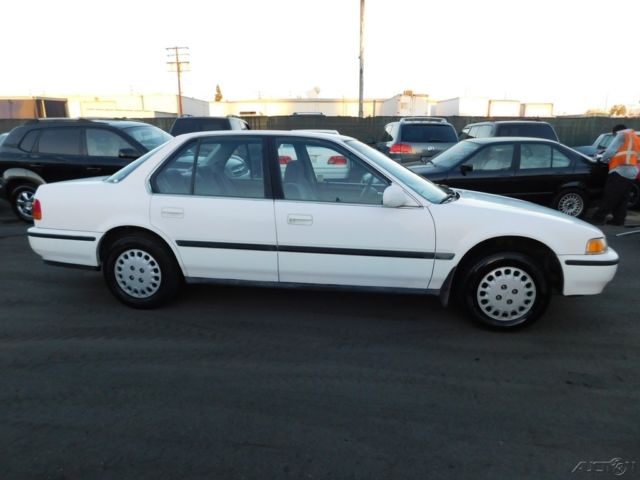 1992 Honda Accord LX Sedan 4-Door - photo 5