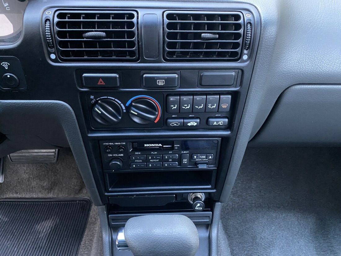 1992 Honda Accord LX - photo 10