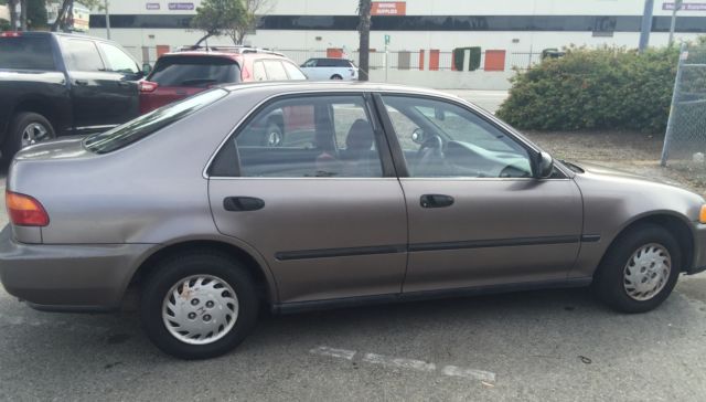 1992 HONDA CIVIC LX 4 DOOR AUTOMATIC 1992 Honda Civic LX