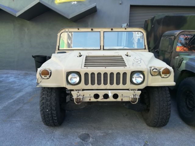 1992 Hummer H1 Humvee M998 with CLEAR ON-ROAD TITLE | *No Reserve* 1992 Hummer H1