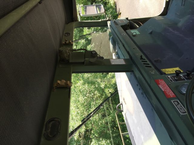 1900 Hummer H1 M998 Humvee H1 - photo 12