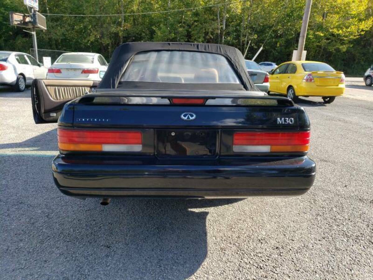 1992 Infiniti M30 Base 2dr Convertible - photo 5