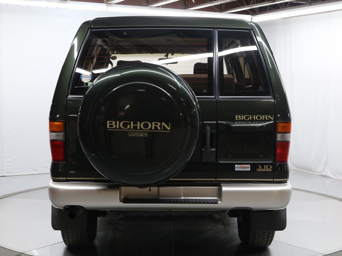 1992 Isuzu Bighorn - photo 6